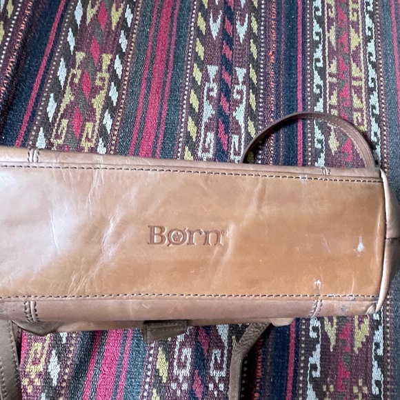 Unique Vintage BØRN Leather Crossbody Bag - Picture 5 of 9